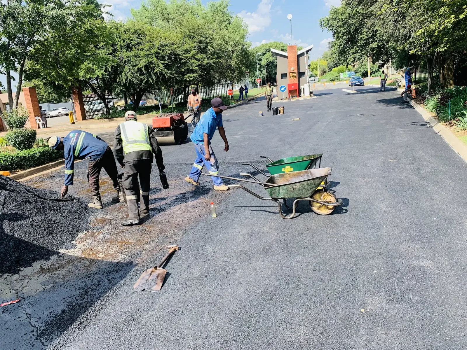 Resurfaced tar holding up after completion