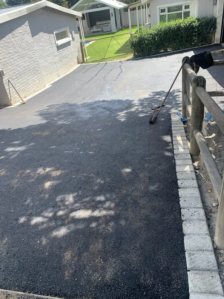 Resurfaced tar holding up after completion